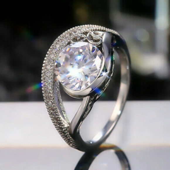 Jewelry - Silver Simulated Diamonds Ellipse Ring